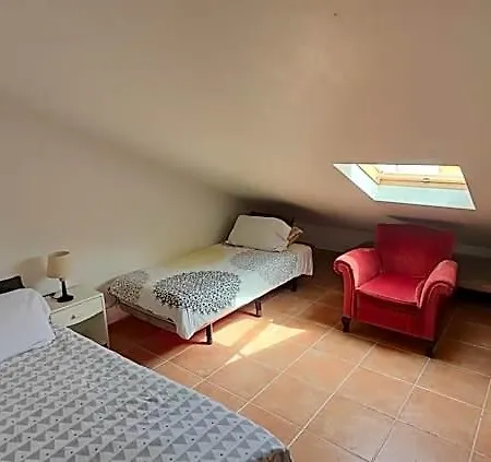 Cloud To Chill Surfhouse Baleal Hostel *