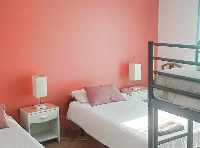 Cloud To Chill Surfhouse Baleal Hostel *